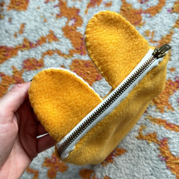 Kawaii Felt Handmade Zippered Case - Picture 5 of 5